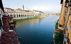 Ponte Vecchio Tower